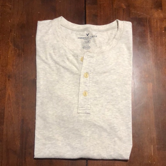 American Eagle short sleeve shirt - Picture 1 of 4